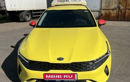 KIA K5, 2020 год, 1 750 000 рублей, 3 фотография