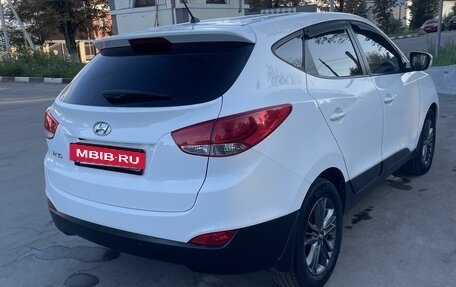 Hyundai ix35 I рестайлинг, 2015 год, 1 750 000 рублей, 2 фотография