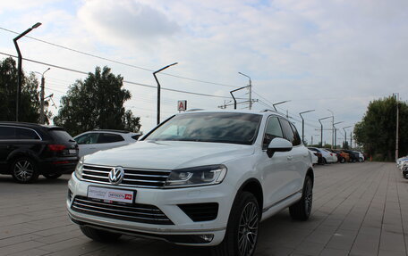 Volkswagen Touareg III, 2015 год, 3 179 000 рублей, 3 фотография