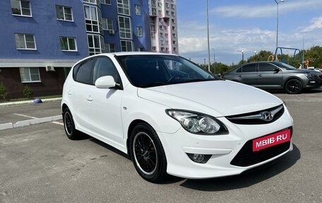 Hyundai i30 I, 2010 год, 930 000 рублей, 4 фотография