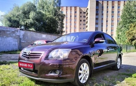 Toyota Avensis III рестайлинг, 2008 год, 1 100 000 рублей, 1 фотография