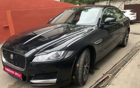 Jaguar XF II, 2019 год, 3 000 000 рублей, 1 фотография