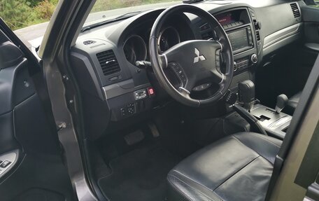 Mitsubishi Pajero IV, 2011 год, 3 200 000 рублей, 4 фотография