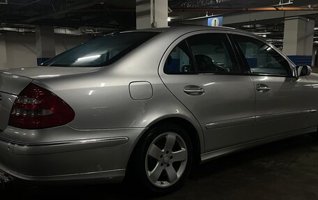 Mercedes-Benz E-Класс, 2004 год, 890 000 рублей, 5 фотография