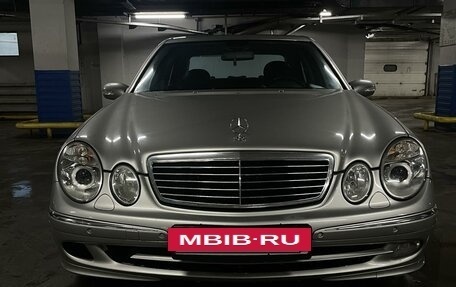 Mercedes-Benz E-Класс, 2004 год, 890 000 рублей, 2 фотография