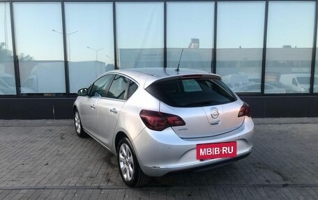 Opel Astra J, 2013 год, 970 000 рублей, 3 фотография