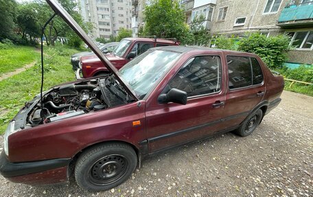 Volkswagen Vento, 1992 год, 150 000 рублей, 4 фотография