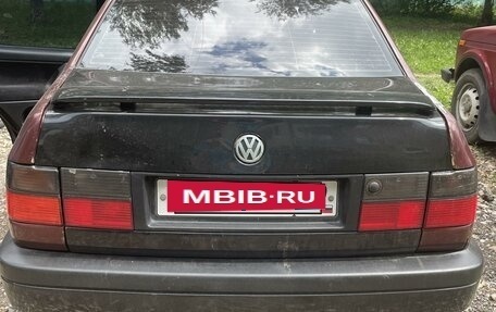 Volkswagen Vento, 1992 год, 150 000 рублей, 3 фотография