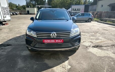 Volkswagen Touareg III, 2016 год, 3 540 000 рублей, 2 фотография