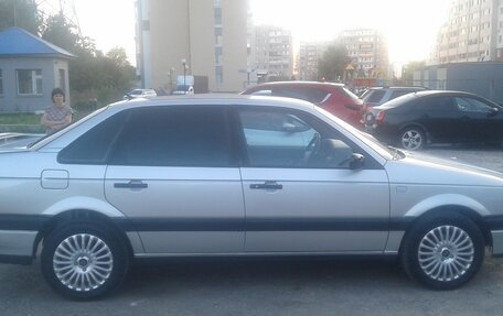 Volkswagen Passat B3, 1991 год, 300 000 рублей, 4 фотография