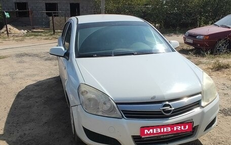 Opel Astra H, 2008 год, 300 000 рублей, 1 фотография