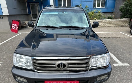 Toyota Land Cruiser 100 рестайлинг 2, 2006 год, 1 600 000 рублей, 3 фотография