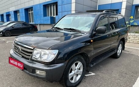 Toyota Land Cruiser 100 рестайлинг 2, 2006 год, 1 600 000 рублей, 2 фотография