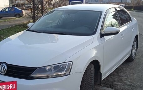 Volkswagen Jetta VI, 2017 год, 1 400 000 рублей, 3 фотография