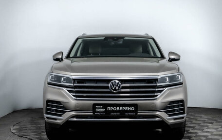 Volkswagen Touareg III, 2018 год, 4 245 000 рублей, 2 фотография