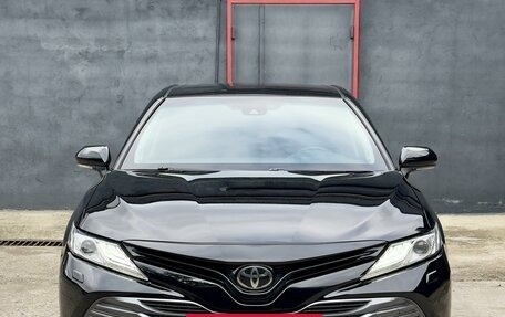 Toyota Camry, 2018 год, 2 820 000 рублей, 3 фотография