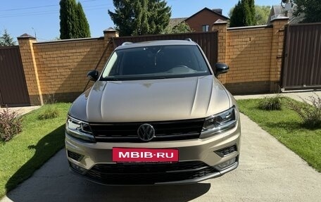 Volkswagen Tiguan II, 2019 год, 3 350 000 рублей, 2 фотография