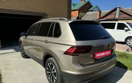 Volkswagen Tiguan II, 2019 год, 3 350 000 рублей, 4 фотография