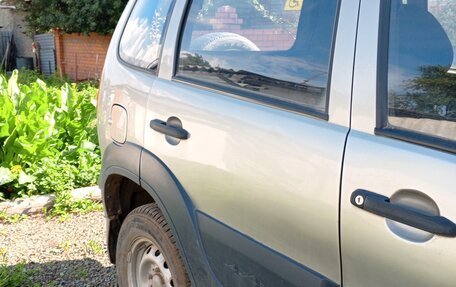 Chevrolet Niva I рестайлинг, 2011 год, 500 000 рублей, 2 фотография