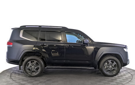 Toyota Land Cruiser, 2021 год, 10 900 000 рублей, 4 фотография