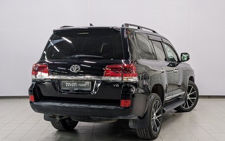 Toyota Land Cruiser 200, 2016 год, 6 740 000 рублей, 5 фотография