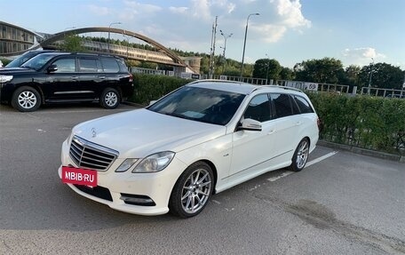 Mercedes-Benz E-Класс, 2012 год, 1 625 000 рублей, 2 фотография