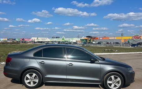 Volkswagen Jetta VI, 2013 год, 1 260 000 рублей, 4 фотография