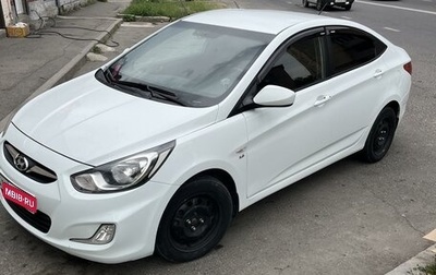 Hyundai Solaris II рестайлинг, 2014 год, 900 000 рублей, 1 фотография