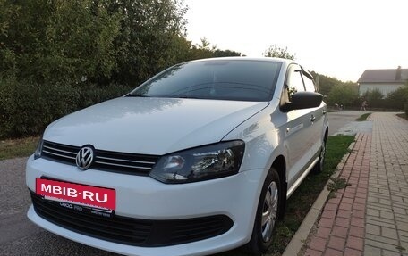 Volkswagen Polo VI (EU Market), 2013 год, 730 000 рублей, 2 фотография