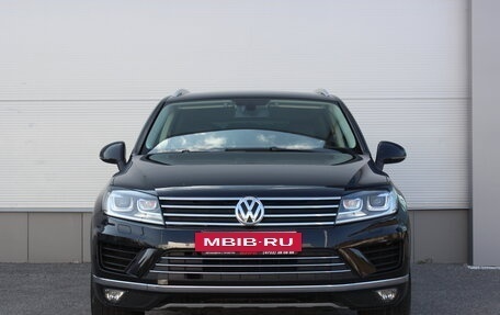 Volkswagen Touareg III, 2014 год, 2 595 000 рублей, 3 фотография