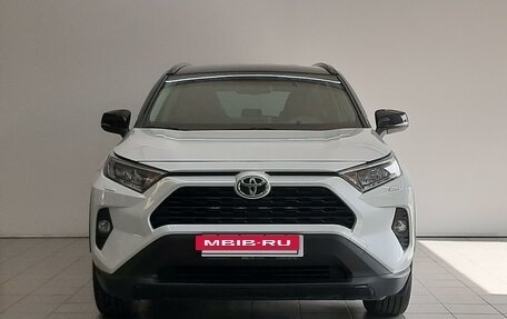 Toyota RAV4, 2021 год, 4 600 000 рублей, 3 фотография