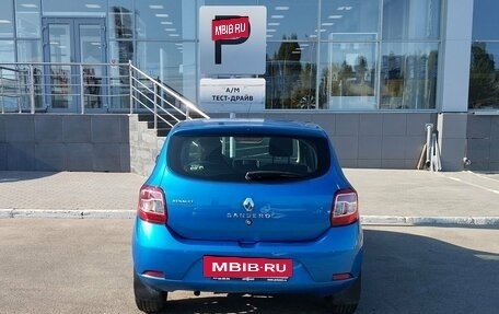 Renault Sandero II рестайлинг, 2016 год, 950 000 рублей, 6 фотография