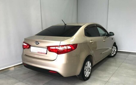 KIA Rio III рестайлинг, 2013 год, 1 055 000 рублей, 2 фотография