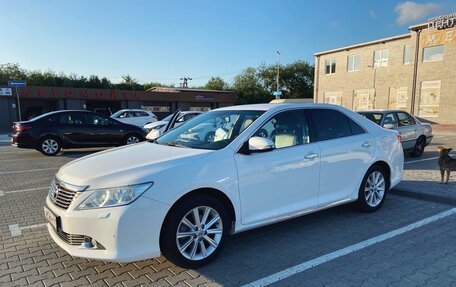 Toyota Camry, 2013 год, 1 950 000 рублей, 4 фотография