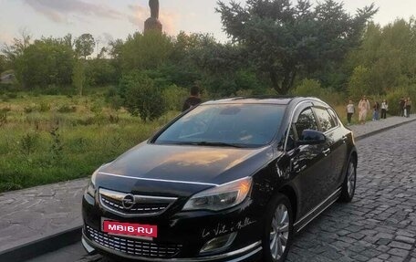 Opel Astra J, 2010 год, 810 000 рублей, 4 фотография