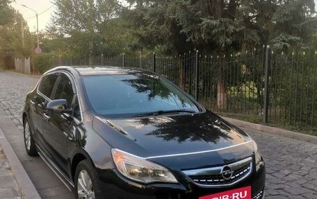 Opel Astra J, 2010 год, 810 000 рублей, 6 фотография