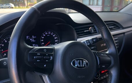 KIA Rio IV, 2018 год, 1 620 000 рублей, 6 фотография