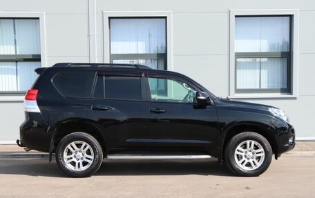 Toyota Land Cruiser Prado 150 рестайлинг 2, 2013 год, 2 999 000 рублей, 4 фотография