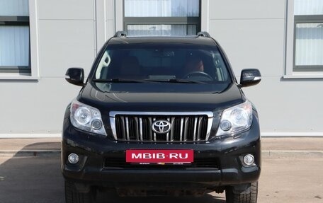 Toyota Land Cruiser Prado 150 рестайлинг 2, 2013 год, 2 999 000 рублей, 2 фотография