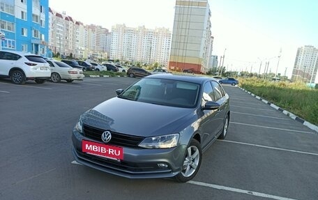 Volkswagen Jetta VI, 2016 год, 1 655 000 рублей, 2 фотография