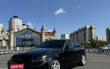 Mercedes-Benz C-Класс, 2011 год, 1 630 000 рублей, 3 фотография