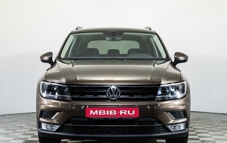 Volkswagen Tiguan II, 2017 год, 2 370 000 рублей, 2 фотография