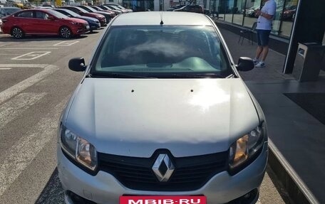 Renault Sandero II рестайлинг, 2014 год, 530 000 рублей, 2 фотография