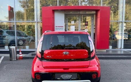 KIA Soul II рестайлинг, 2018 год, 1 820 000 рублей, 6 фотография