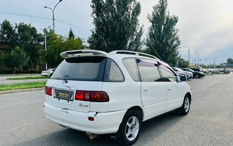 Toyota Ipsum II, 2000 год, 579 999 рублей, 6 фотография