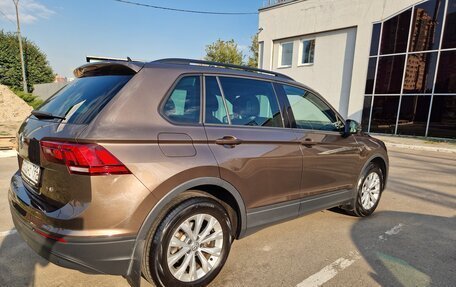 Volkswagen Tiguan II, 2019 год, 2 800 000 рублей, 8 фотография