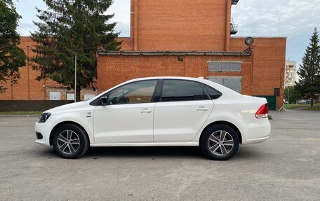 Volkswagen Polo VI (EU Market), 2013 год, 990 000 рублей, 2 фотография