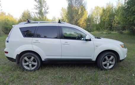 Mitsubishi Outlander III рестайлинг 3, 2008 год, 1 100 000 рублей, 3 фотография