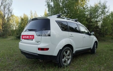 Mitsubishi Outlander III рестайлинг 3, 2008 год, 1 100 000 рублей, 2 фотография