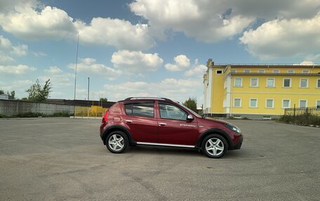 Renault Sandero I, 2011 год, 680 000 рублей, 2 фотография